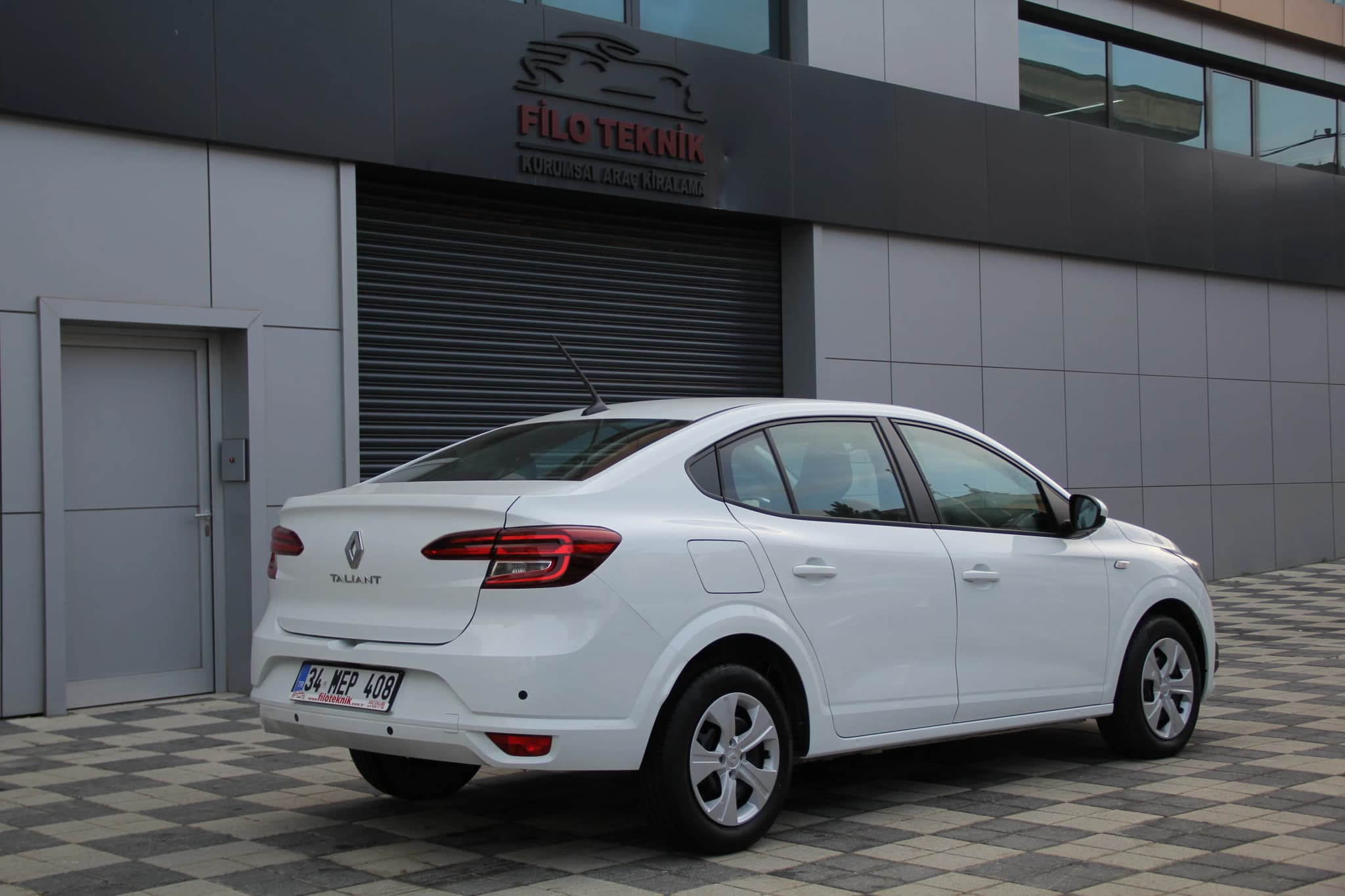 RENAULT TALIANT - Thumbnail 2