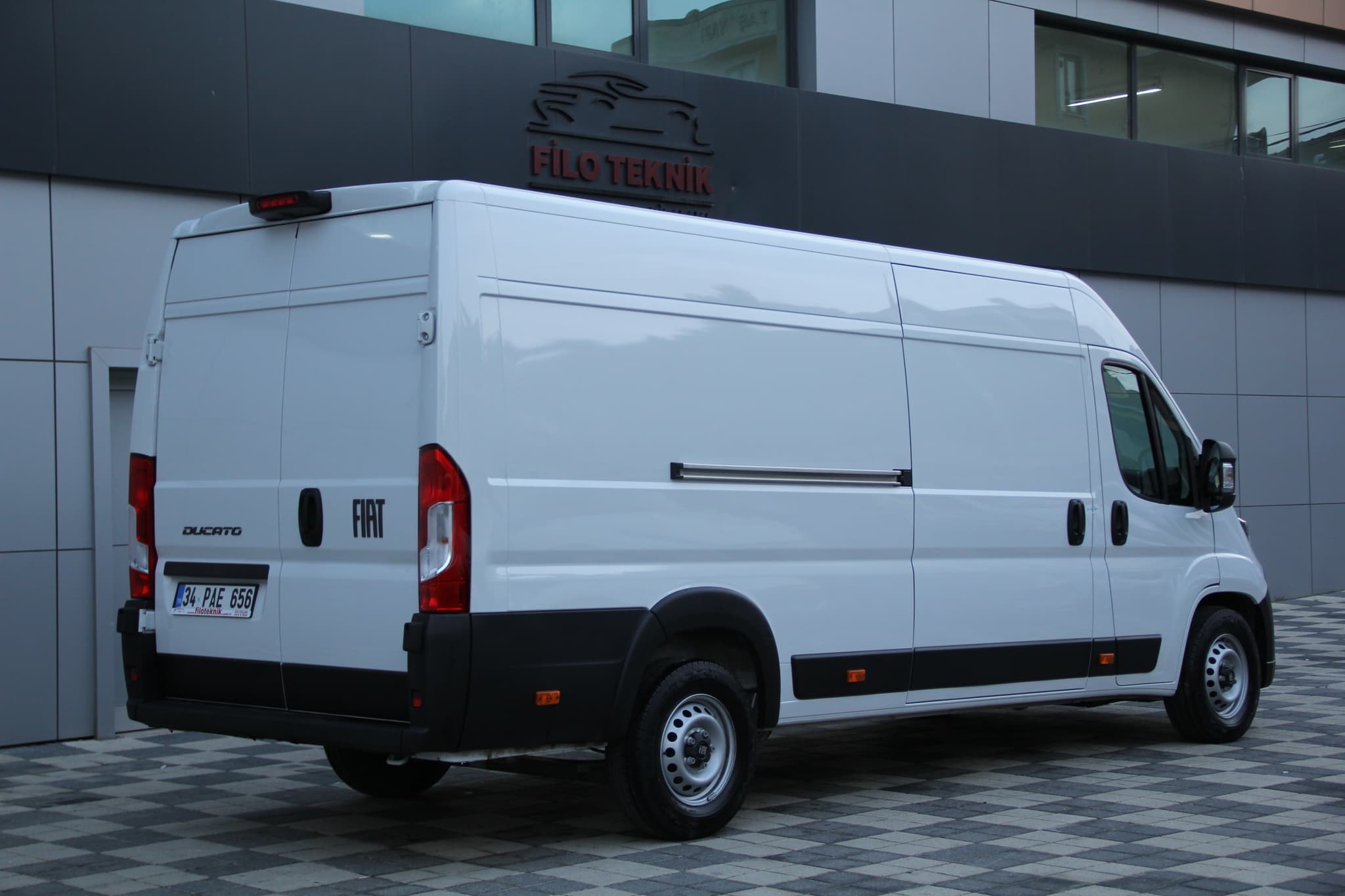 FIAT DUCATO - Thumbnail 2