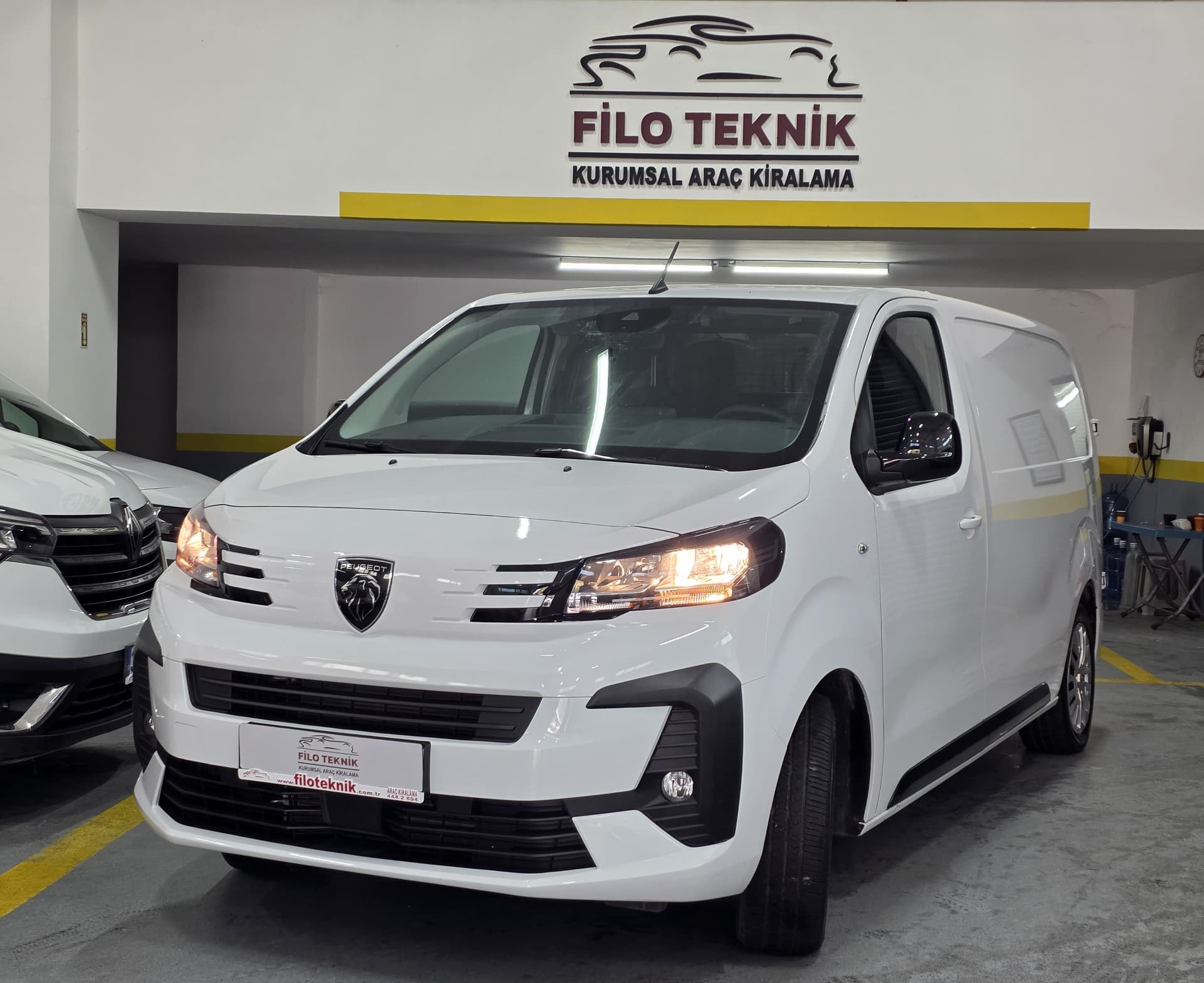 PEUGEOT EXPERT
