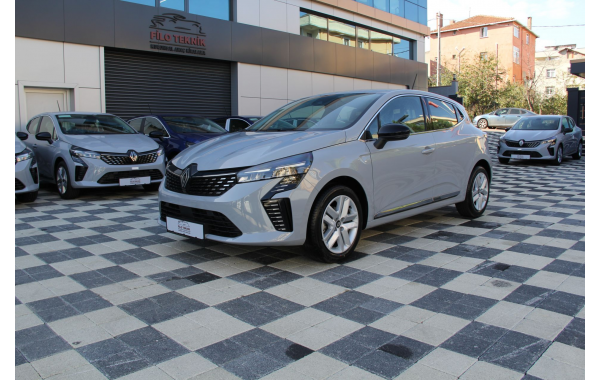 RENAULT CLİO VI