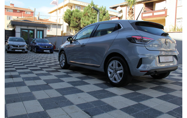 RENAULT CLİO VI
