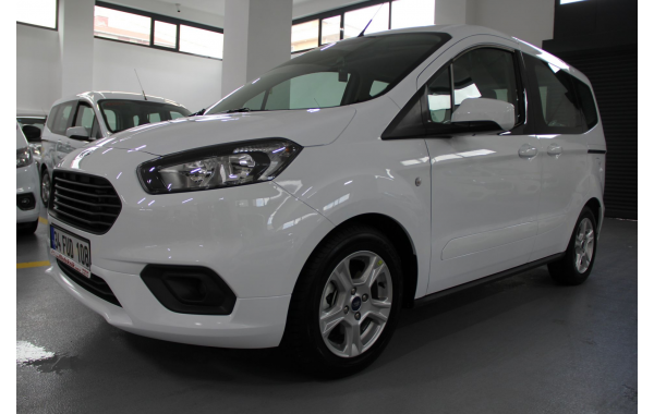 FORD TOURNEO COURİER