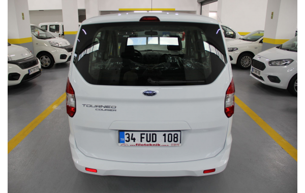 FORD TOURNEO COURİER