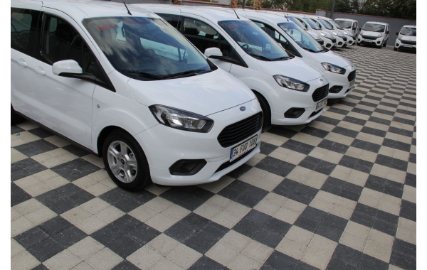 FORD TOURNEO COURİER