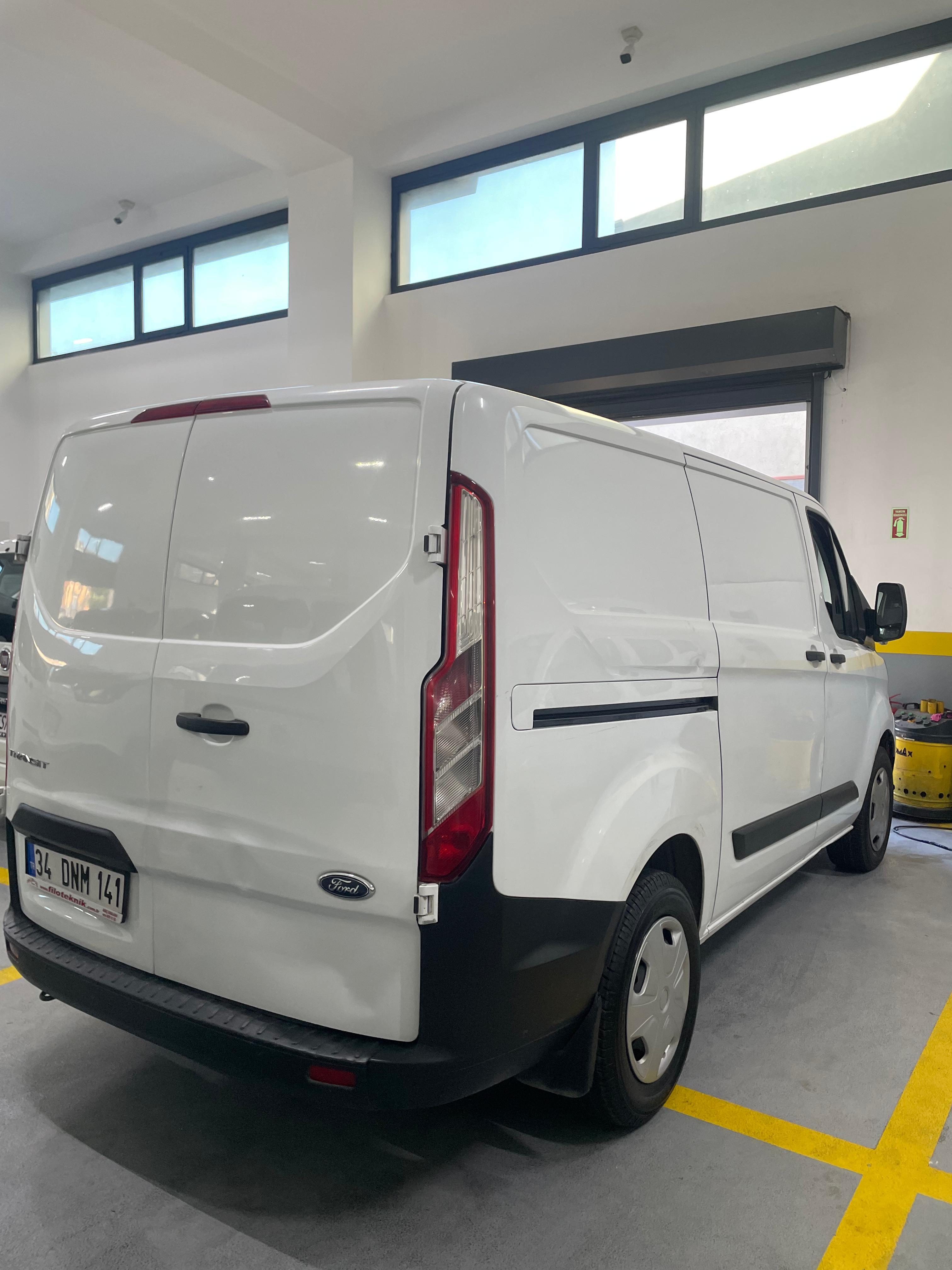 FORD TRANSİT CUSTOM - Thumbnail 2