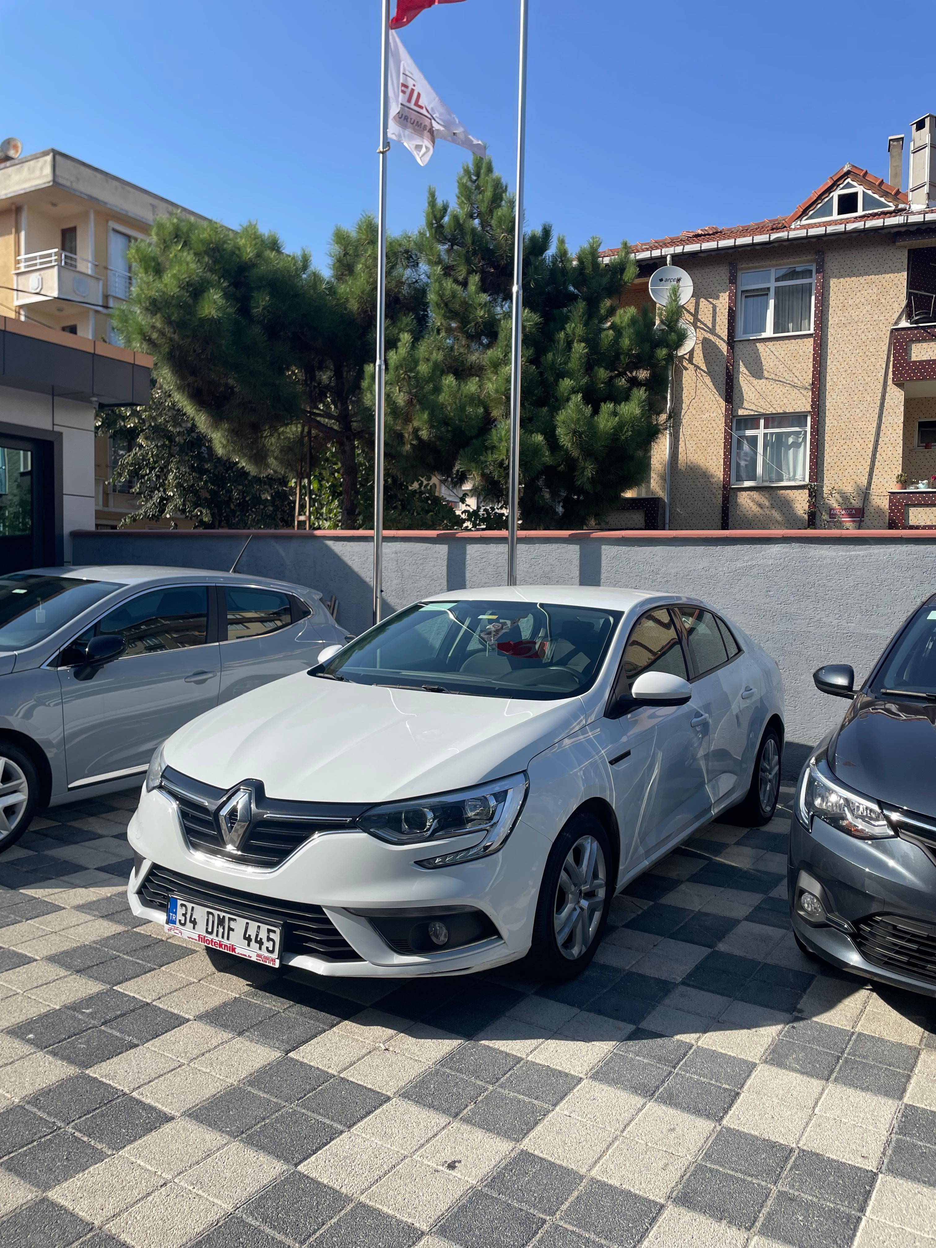 RENAULT MEGANE - Görsel 1